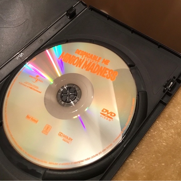 Despicable Me & Despicable Me 2 / Pair / 6/Mini-Movie Collections / 2 DVDโs / ๐ - Picture 4 of 10